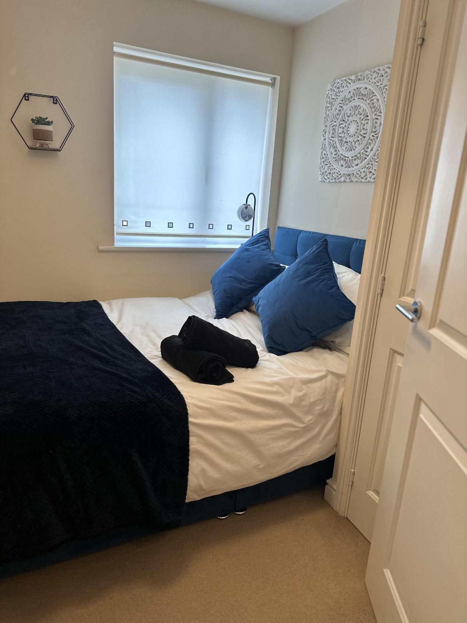 2 Bdr City Centre Apartment With Parking Cardiff Dış mekan fotoğraf