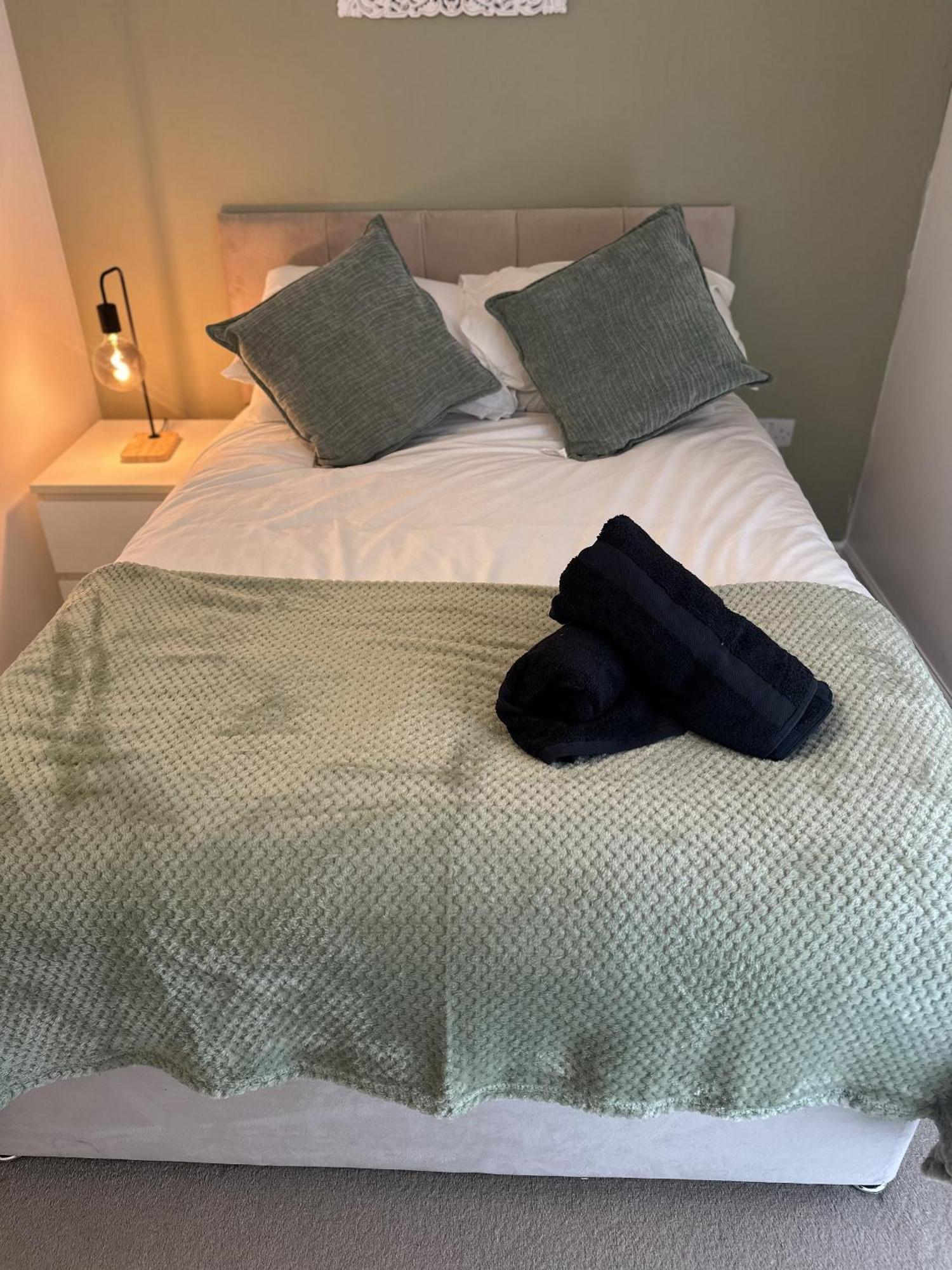 2 Bdr City Centre Apartment With Parking Cardiff Dış mekan fotoğraf